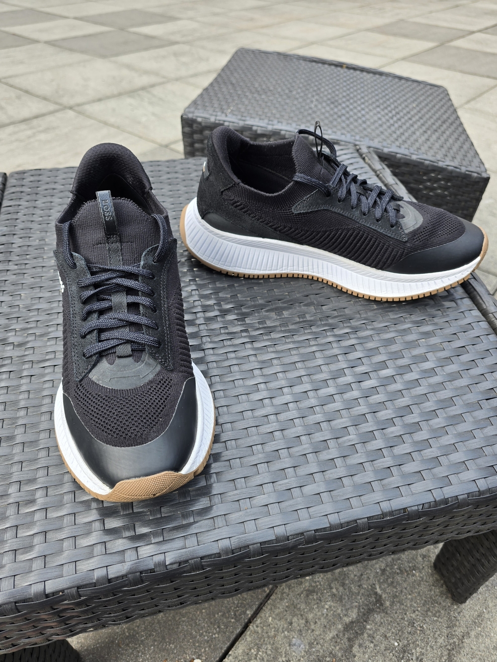 HUGO BOSS TITANIUM EVO MEN'S SNEAKERS TRAINERS SIZE 9